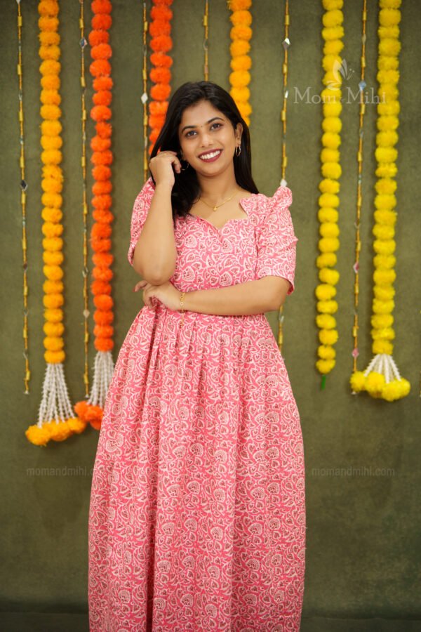 Sadhika Feeding Dress[With Zips] alt