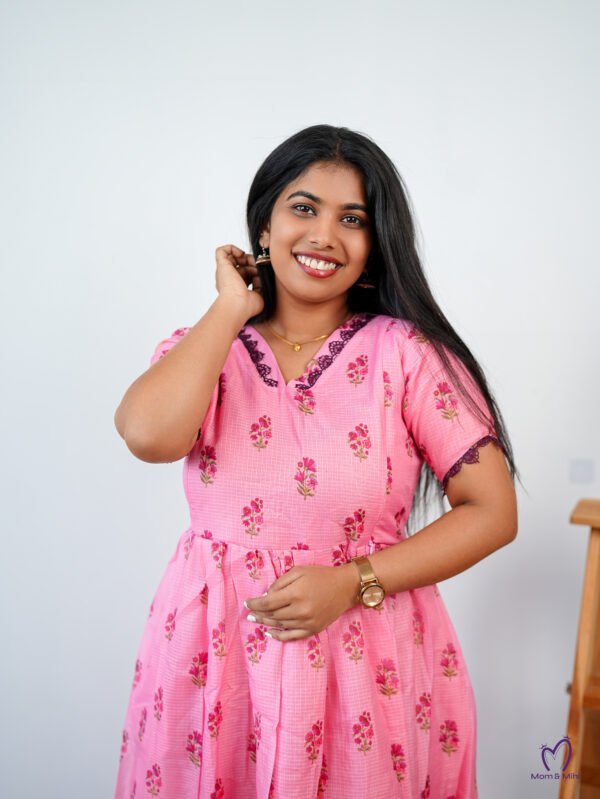 Samridhi Feeding Dress [With Zips] |With Lining view 2