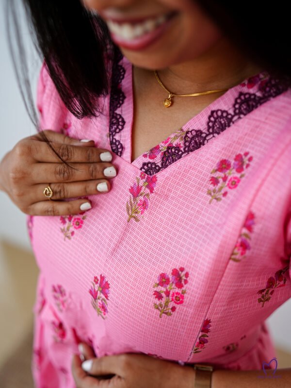 Samridhi Feeding Dress [With Zips] |With Lining view 3