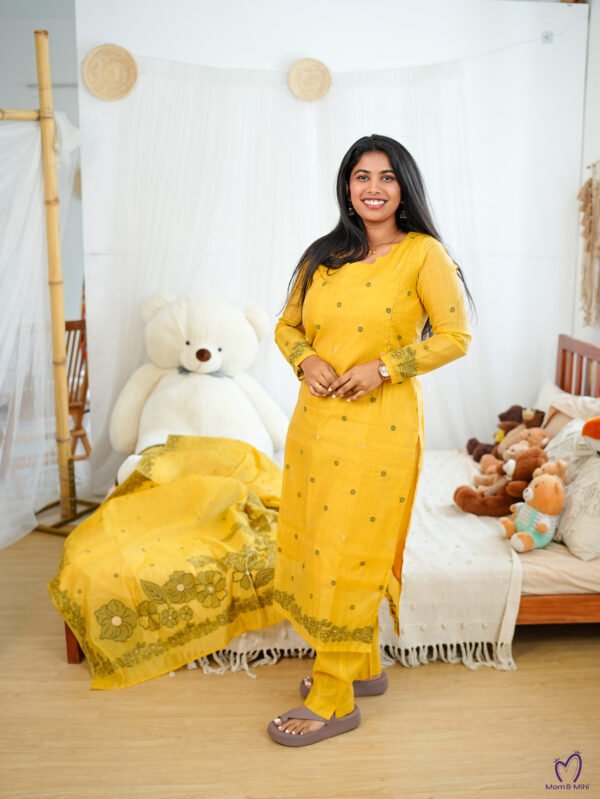 Rishya Maternity Kurti set [ Top + Bottom + Dupatta]