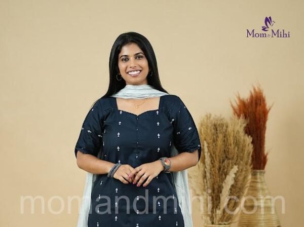 Kaarmegam Maternity Kurti set [ Top + Bottom + Dupatta] alt