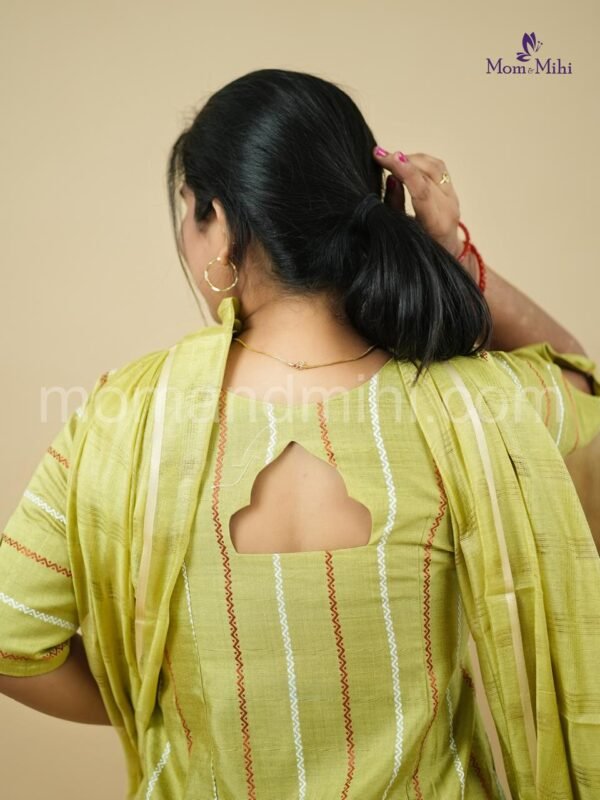 Arasi Maternity Kurti set [ Top + Bottom + Dupatta] alt