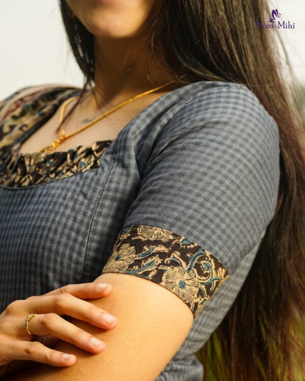 Vainavi Maternity Kurti set [ Top + Bottom + Dupatta] alt