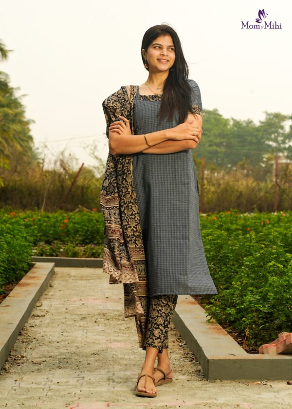 Vainavi Maternity Kurti set [ Top + Bottom + Dupatta]