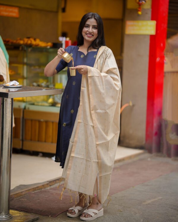Kuzhali Maternity Kurti set [ Top +Dupatta] view 4