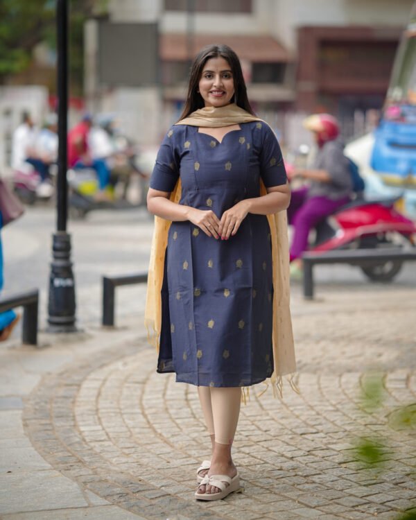 Kuzhali Maternity Kurti set [ Top +Dupatta]
