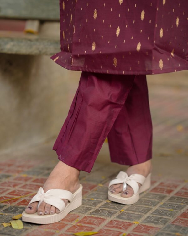 Yazh Maternity Kurti set [ Top + Bottom + Dupatta] view 4
