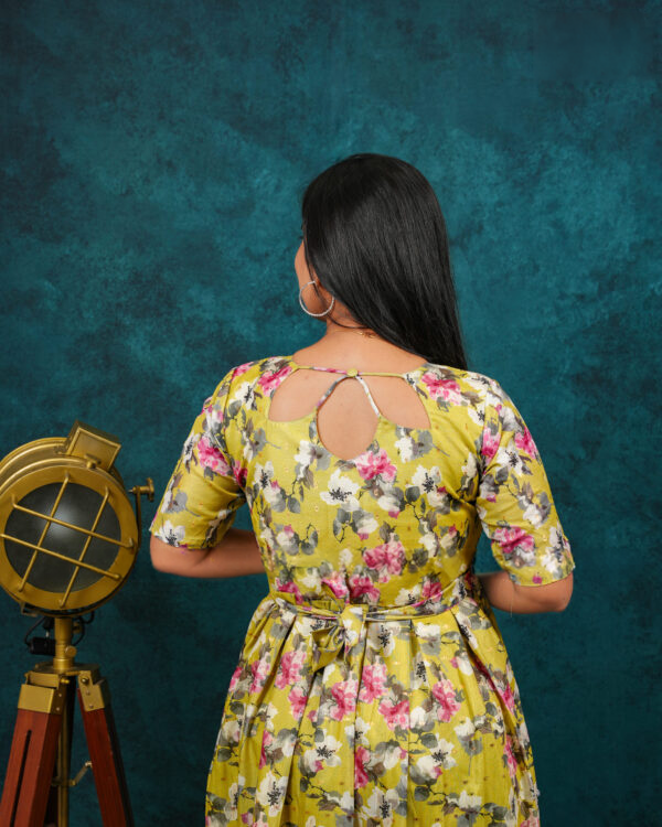 Pooja Feeding Dress[With Zips] alt