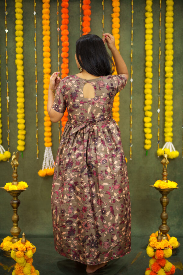 Malar Feeding Dress[With Zips] alt