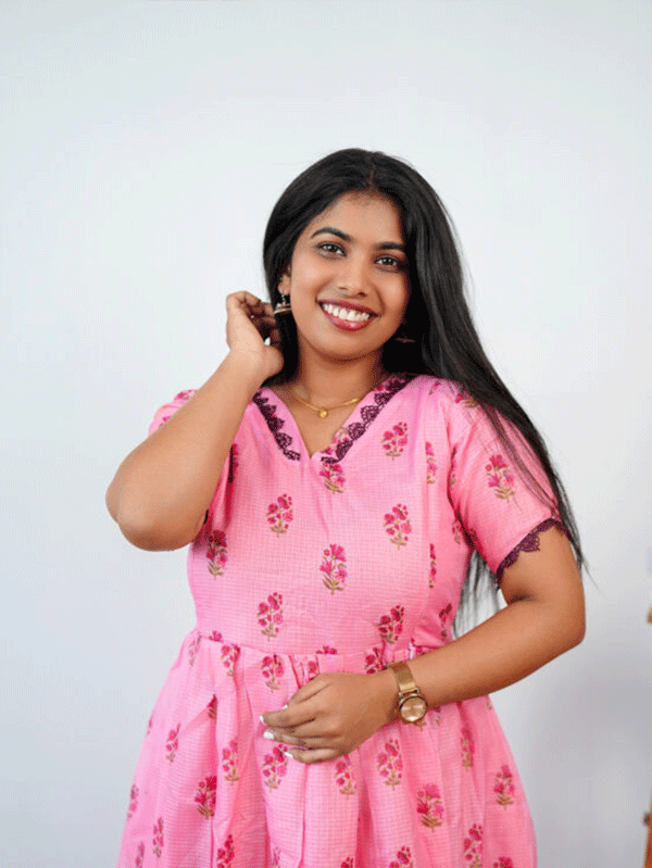 Samridhi Feeding Dress [With Zips] |With Lining view 3