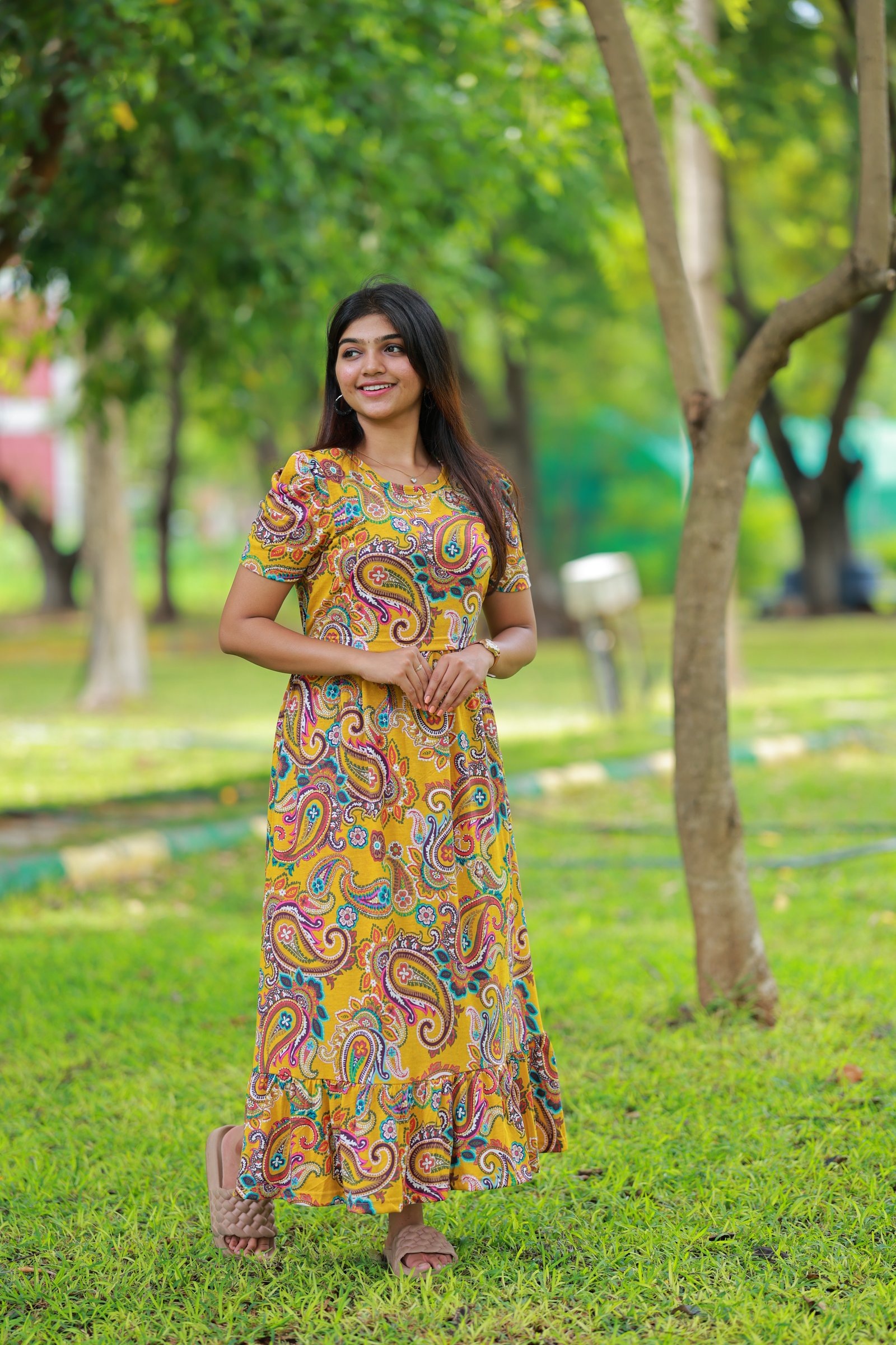 Maxi Thushra Soft Cotton Maternity Dress| Frill Model alternate