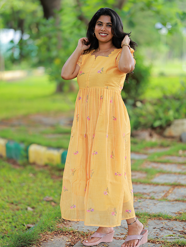 Jerline Feeding maxi’s with zips – Minya The Design Studio
