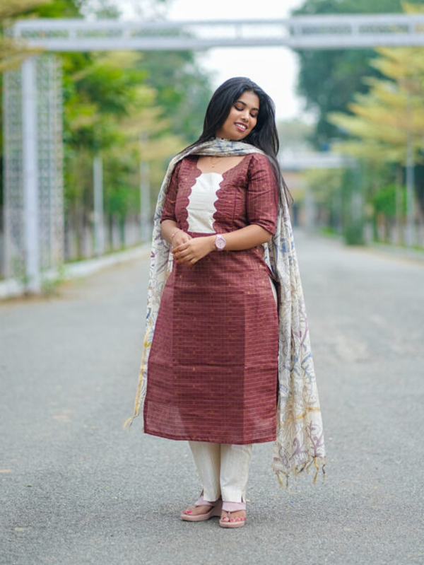 Anisha Maternity Kurti set [ Top + Bottom + Dupatta] – alternate view